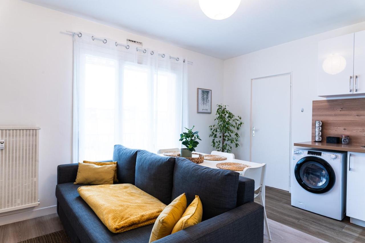 Apartament Le Coquet - Balcon - Proche Gare - Parking Bourg-en-Bresse Zewnętrze zdjęcie