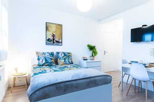 Apartament Le Coquet - Balcon - Proche Gare - Parking Bourg-en-Bresse Zewnętrze zdjęcie